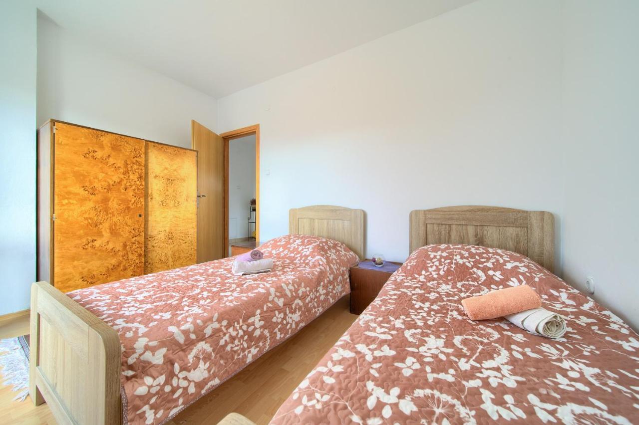 Rasopasno Apartment With Terrace And Private Parking Exterior foto